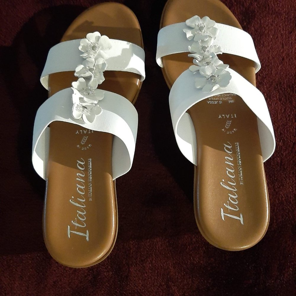 Italiana women's julliet white rhinestone flower top, open toe wedge sandal 9m